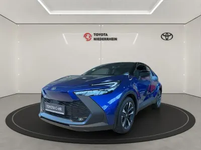 Neu Toyota C-HR Team 140 PS (102 kW) 2026 Blau SUV
