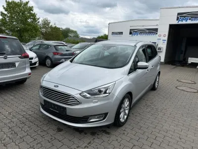 Używany Ford Grand C-Max Titanium 150 KM (110 kW) 2018 Szary Minivan