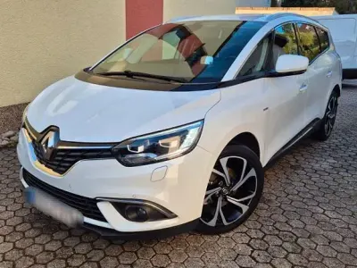 Gebraucht Renault Grand Scénic IV Bose Edition 131 PS (96 kW) 2017 Weiß Van / Kleinbus