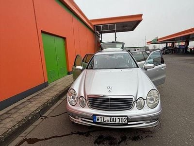 Grau Gebraucht 2005 Mercedes E280 Avantgarde Kombi | 2.500 € (Guter Preis)