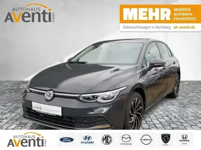 Gebraucht VW Golf VIII Style 190 PS (139 kW) 2024 Grau Limousine