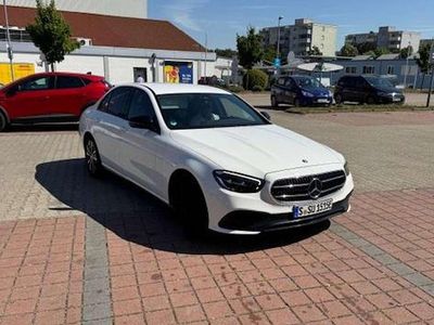 Gebraucht Mercedes E300 Avantgarde 211 PS (155 kW) 2021 Weiß Limousine