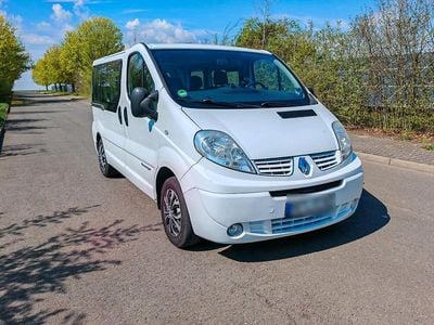 Usado Renault Trafic 115 HP (84 kW) 2013 Branco Monovolume