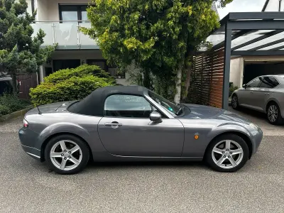 Gebraucht Mazda MX5 Energy 126 PS (92 kW) 2006 Grau Cabrio
