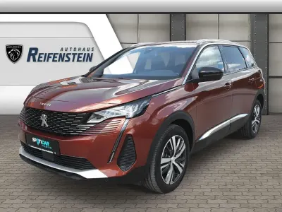Gebraucht Peugeot 5008 Allure 131 PS (96 kW) 2023 Braun SUV