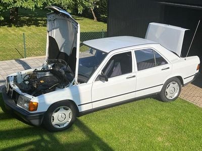 Weiß Gebraucht 1985 Mercedes 190 Limousine | 6.500 €