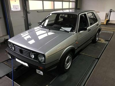 Diamantsilbermetallic Gebraucht 1988 VW Golf II GT Kleinwagen | 21.000 €