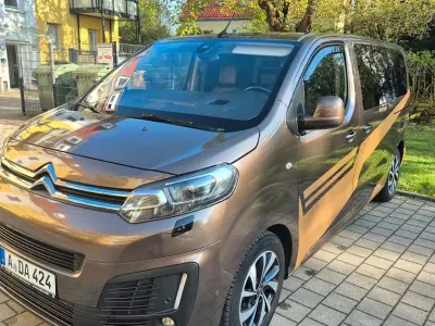 Używany Citroën Spacetourer Business Class 150 KM (110 kW) 2018 Beżowy Minivan