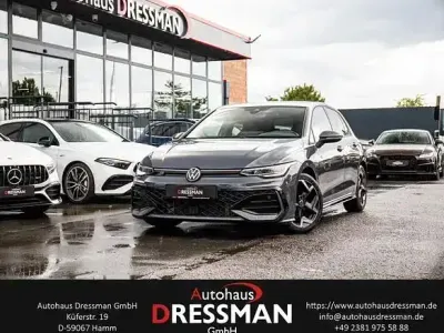 Gebraucht VW Golf VIII R-line 150 PS (110 kW) 2025 Delfingrau metallic Limousine