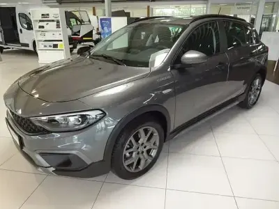 Usata Fiat Tipo Business 131 CV (96 kW) 2022 Grigio Berlina