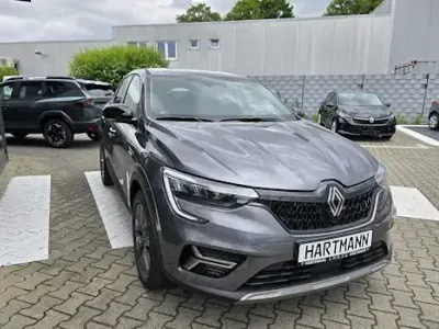 Ny Renault Arkana Evolution 140 HK (102 kW) 2025 Grå SUV