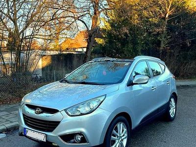Gebraucht Hyundai Tucson GLS 175 PS (128 kW) 2013 Silber SUV