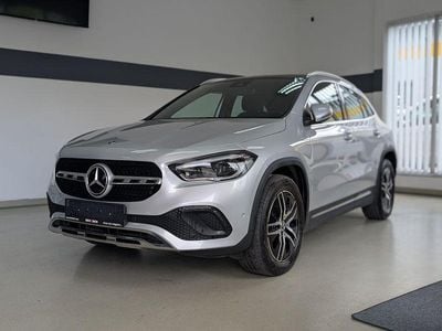 Mercedes GLA220