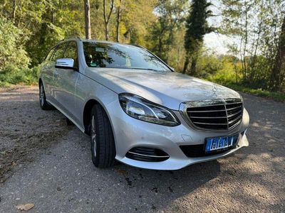 Mercedes E220