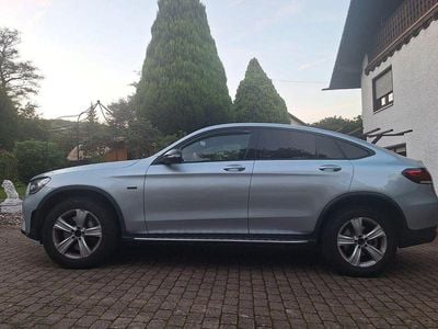 Mercedes GLC300e