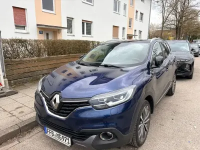 Używany Renault Kadjar Bose Edition 131 KM (96 kW) 2016 Niebieski SUV