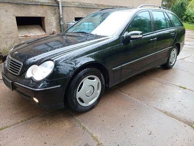Mercedes C200