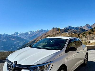 Gebraucht Renault Mégane IV LIMITED 140 PS (102 kW) 2019 Weiß Limousine