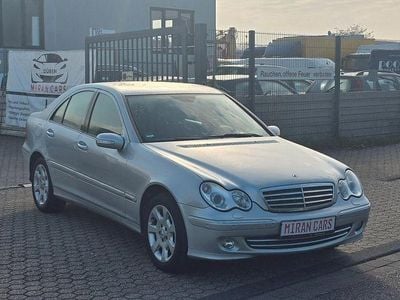 Second-hand Mercedes C230 204 CP (150 kW) 2006 Argintiu Berlinǎ