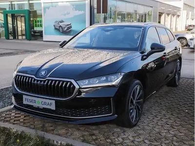 Neu Skoda Superb 204 PS (150 kW) 2025 Schwarz Kombi
