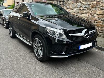 Schwarz Gebraucht 2016 Mercedes GLE350 AMG line SUV | 38.950 €