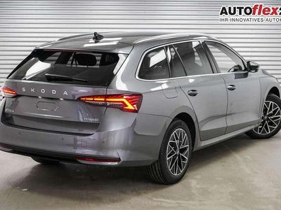 Nuova Skoda Octavia Selection 150 CV (110 kW) 2025 Grigio Station wagon