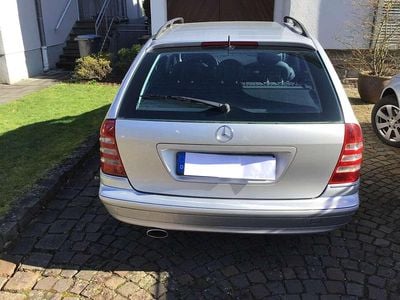 Gebraucht Mercedes C230 Classic 204 PS (150 kW) 2007 Grau Kombi