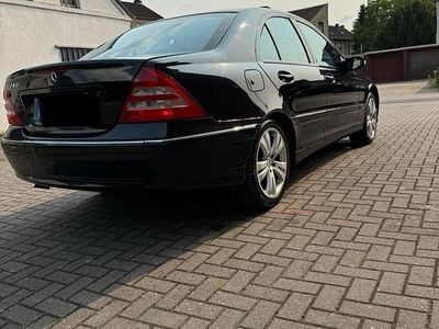 Mercedes C240