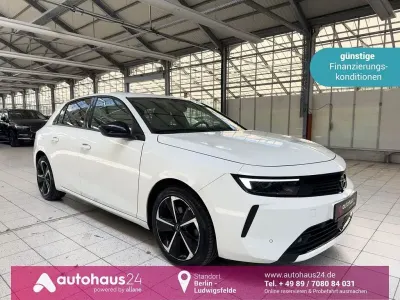 Gebraucht Opel Astra Business Elegance 131 PS (96 kW) 2023 Weiß Kleinwagen