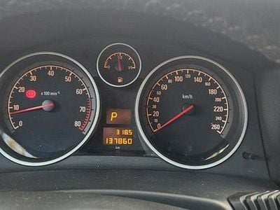 Grau Gebraucht 2009 Opel Astra Selection Kombi | 4.000 € (Fairer Preis)