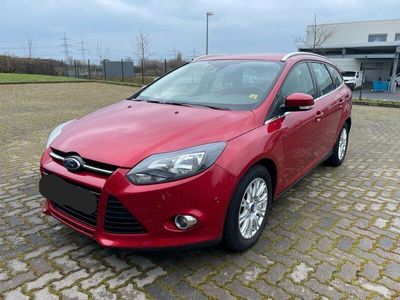 gebraucht Ford Focus Turnier Titanium