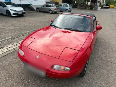 Gebraucht Mazda MX5 115 PS (84 kW) 1997 Rot Cabrio
