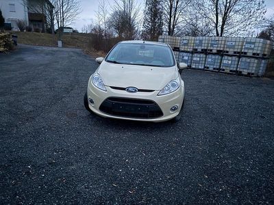 Gebraucht Ford Fiesta 82 PS (60 kW) 2009 Beige Kleinwagen
