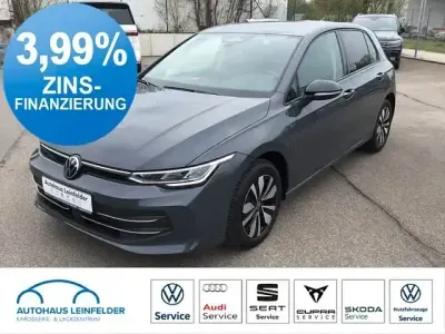 Gebraucht VW Golf VIII Goal 150 PS (110 kW) 2025 Grau Limousine