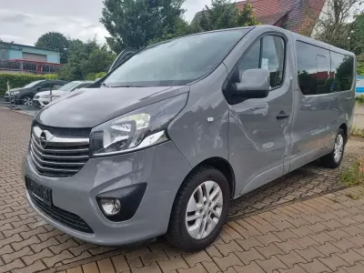 Gebraucht Opel Vivaro 145 PS (106 kW) 2017 Grau Van / Kleinbus