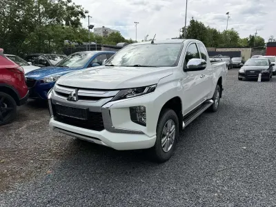 Gebraucht Mitsubishi L200 Basis 150 PS (110 kW) 2020 Weiß Pickup