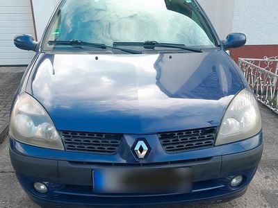 Gebraucht Renault Clio II 98 PS (72 kW) 2001 Blau Kleinwagen