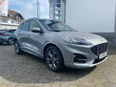 Gebraucht Ford Kuga ST-Line X 150 PS (110 kW) 2021 Solar silver SUV