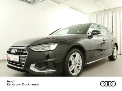 Gebraucht Audi A4 Advanced 204 PS (150 kW) 2021 Mythosschwarz metallic Kombi