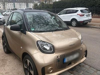Gold Gebraucht 2023 Smart ForTwo Coupé Kleinwagen | 11.500 € (Fairer Preis)