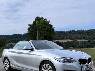 Gebraucht BMW 220 Sport Line 184 PS (135 kW) 2017 Silber Cabrio