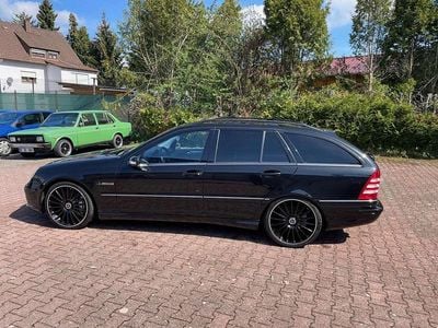 Schwarz Gebraucht 2004 Mercedes C55 AMG AMG Kombi | 22.500 €