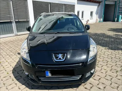 Gebraucht Peugeot 5008 Active 163 PS (119 kW) 2011 Schwarz Van / Kleinbus