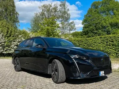 Gebraucht Peugeot 308 SW GT 131 PS (96 kW) 2024 Schwarz Limousine