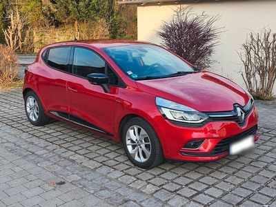 Usata Renault Clio IV LIMITED 90 CV (66 kW) 2016 Rosso Utilitaria