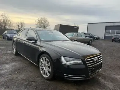 Gebraucht Audi A8 Ambiente 351 PS (258 kW) 2010 Schwarz Limousine