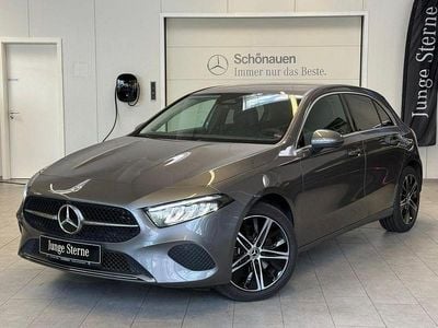 Gebraucht Mercedes A250 163 PS (119 kW) 2025 Lack mountaingrau Limousine