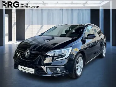 Używany Renault Mégane Life 116 KM (85 kW) 2020 Czarny Sedan/Limuzyna
