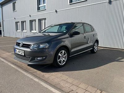 Gebraucht VW Polo 90 PS (66 kW) 2011 Grau Kleinwagen