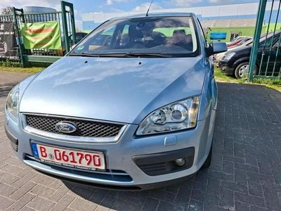 Second-hand Ford Focus Ghia 125 CP (91 kW) 2006 Argintiu Break